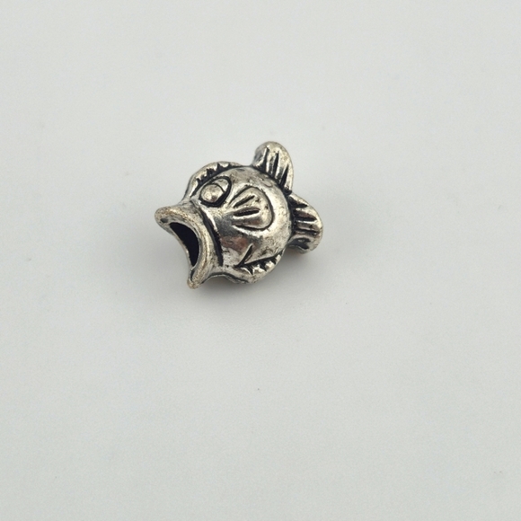 Silver Tone Fish European Charm Bead for Bracelet Ocean Sea Animal Jewelry - Picture 1 of 4